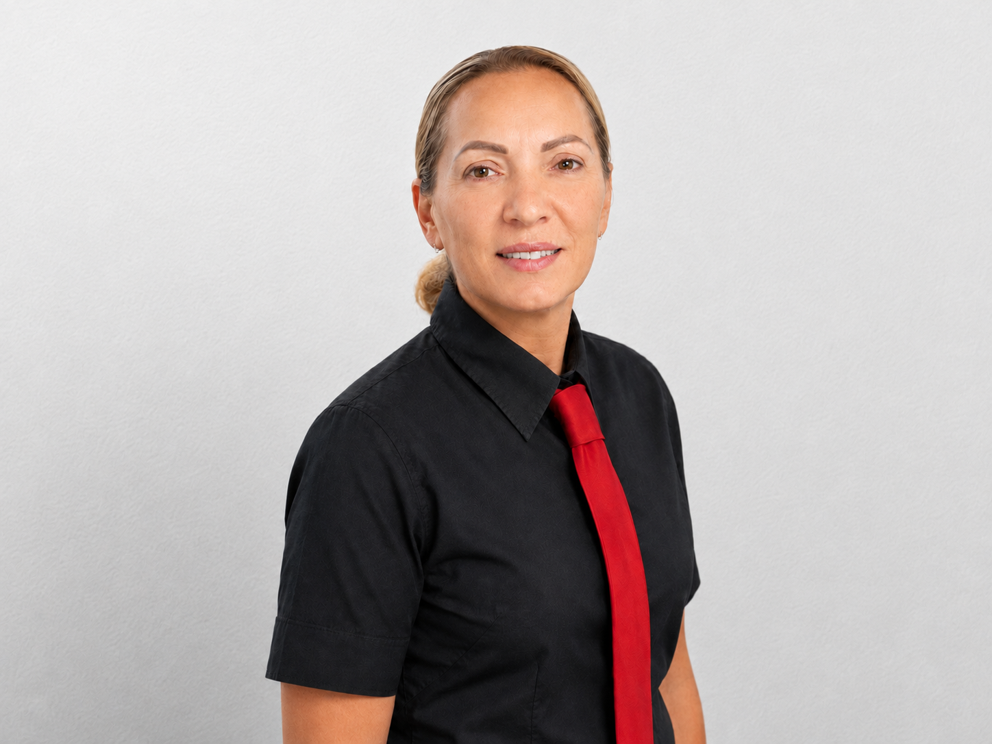 Leonora_Tuqi_Querformat