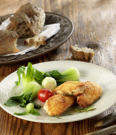 pouelt-schenkel-steak-fenchel-tomate-brot