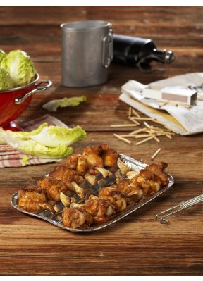 pouletfluegeli-fingerfood-alu-grillschale-salat